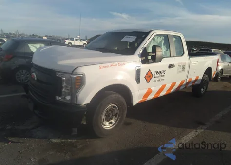 2019 Ford F-250 Xl z USA, uszkodzony, nr VIN 1FT7X2A61KEC45968